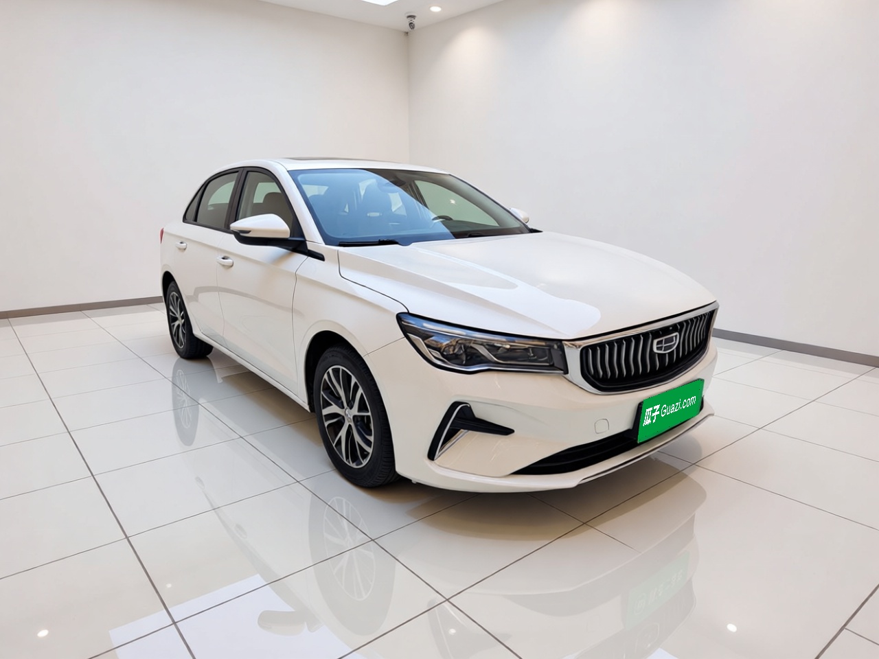 Geely Auto Emgrand 2022 4th Generation 1.5L Manual Luxury Model — снимка 3