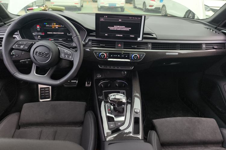 Used Audi A4L 2024 45 TFSI quattro Prestige Dynamic Edition
