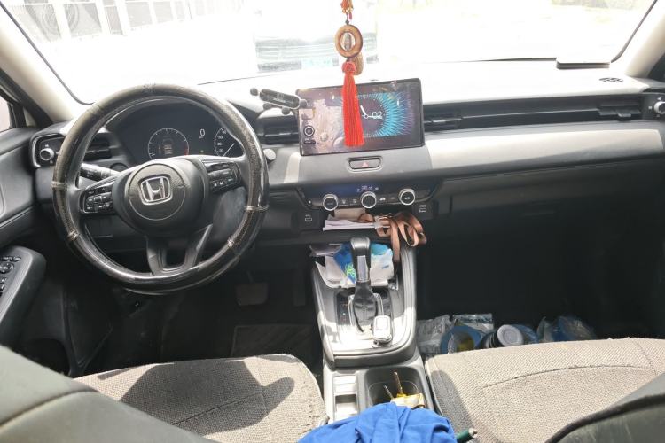 Used Honda XR-V 2023 Facelift 1.5L CVT Trend Edition Center Console