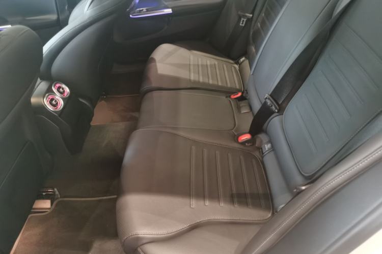 Used Mercedes-Benz C-Class 2024 Facelifted C-Class 260 L Night Edition Sports Version Left Rear Seat