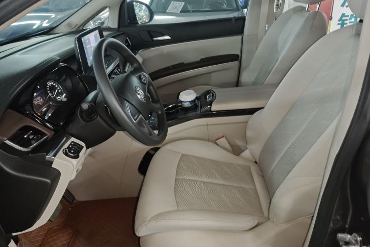 Used Buick GL8 2022 Land Cruiser Executive Class 652T Comfort Model Left Front Seat