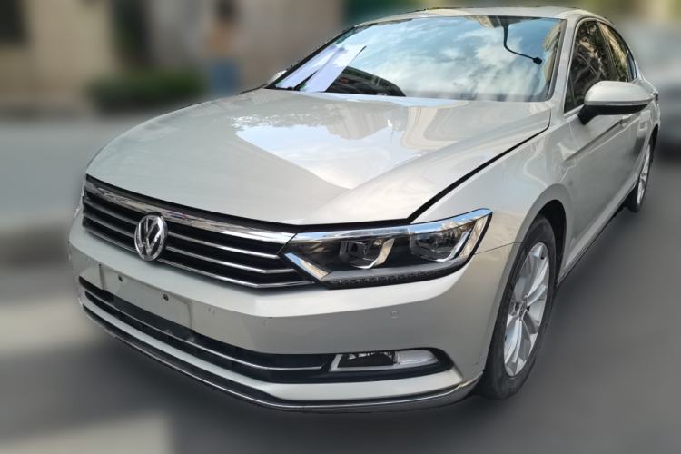 Used Volkswagen Magotan 2017 330TSI DSG Luxury Model