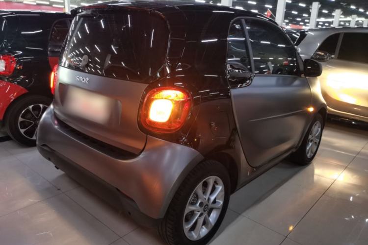 Used smart fortwo 2018 1.0L 52kW Hardtop Dynamic Version China V