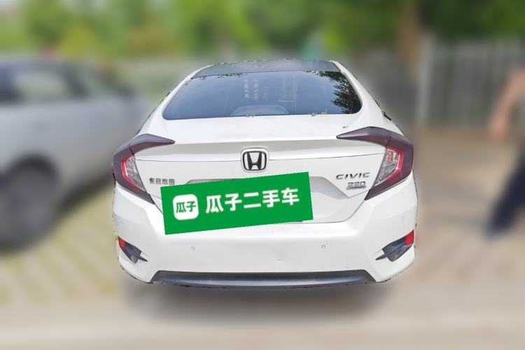 Used Honda Civic 2016 220TURBO CVT Luxury Edition
