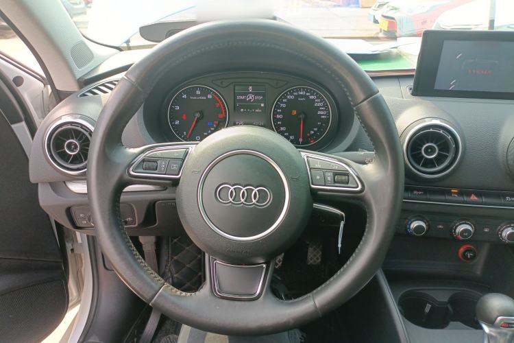 Used Audi A3 2015 Limousine 35 TFSI Millionth Anniversary Intelligent Leading Model
