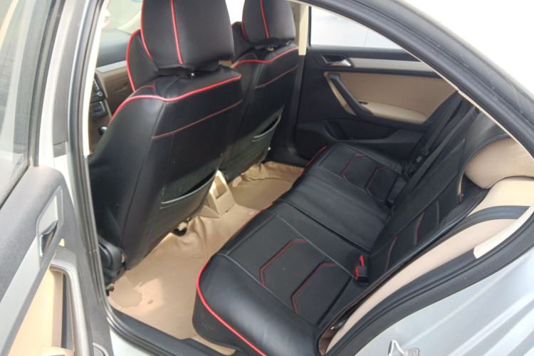 Used Volkswagen Jetta 2015 1.6L Automatic Comfort Model