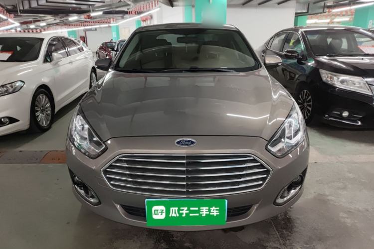 Used Ford Escort 2015 1.5L Automatic Fashion Model Front