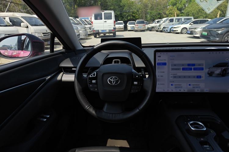Used Toyota bZ5 2025 Model 550 PRO Smart Driving Edition Steering Wheel