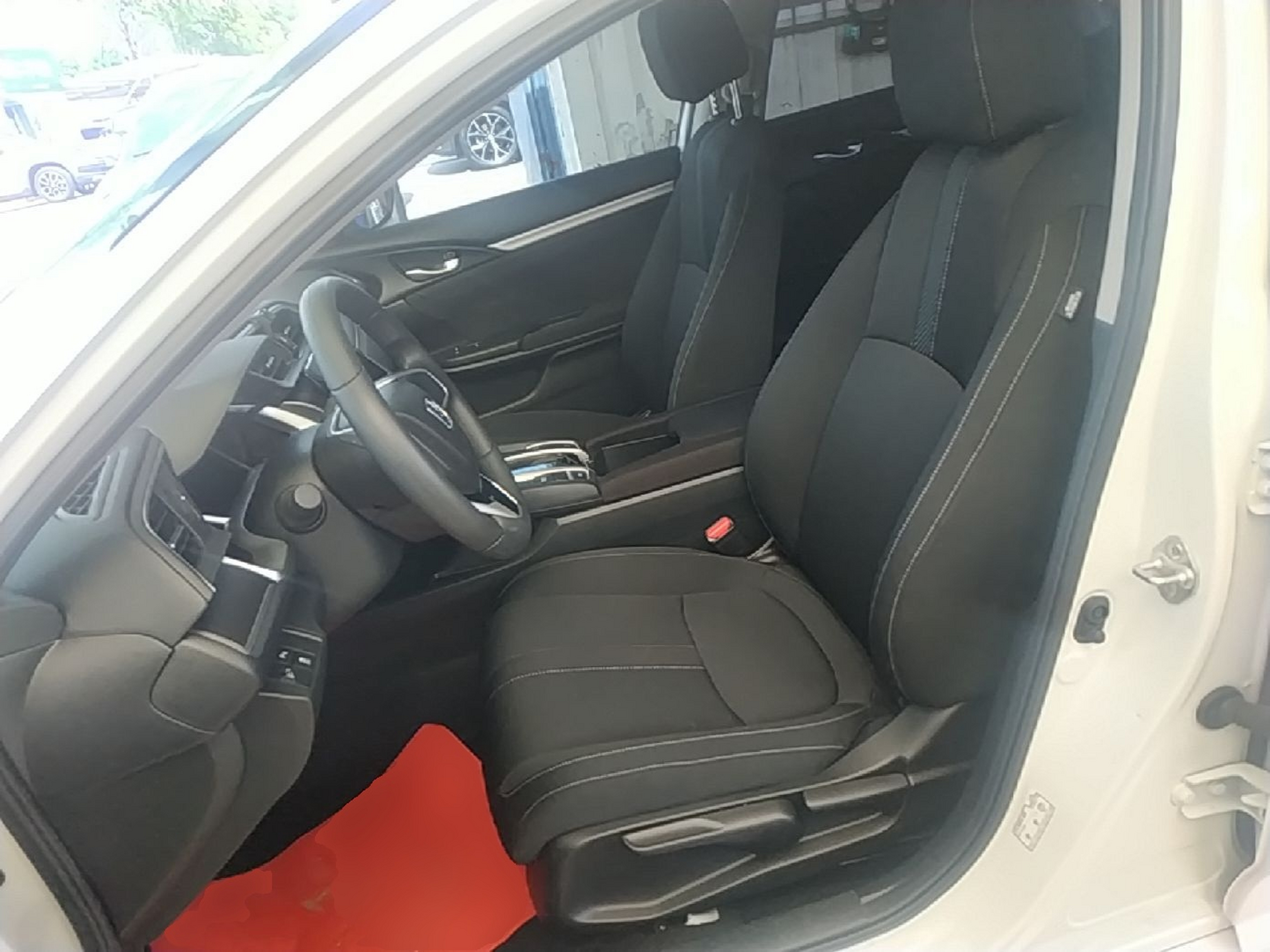 Vordere Reihe im Auto