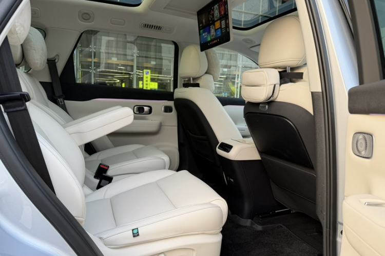 Used Leapmotor C16 2024 Pure Electric 520 Deluxe Edition