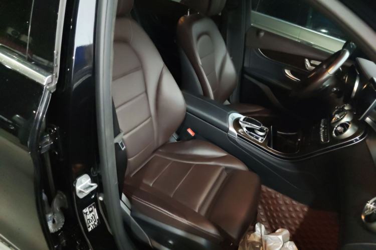 Used Mercedes-Benz GLC 2018 GLC 260 4MATIC Luxury Model