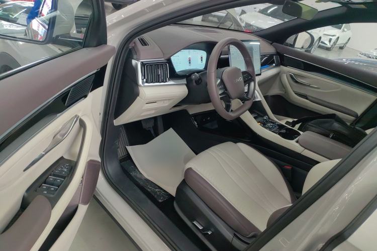 Used BYD Song PLUS New Energy 2025 DM-i Smart Drive 112KM Prestige Model