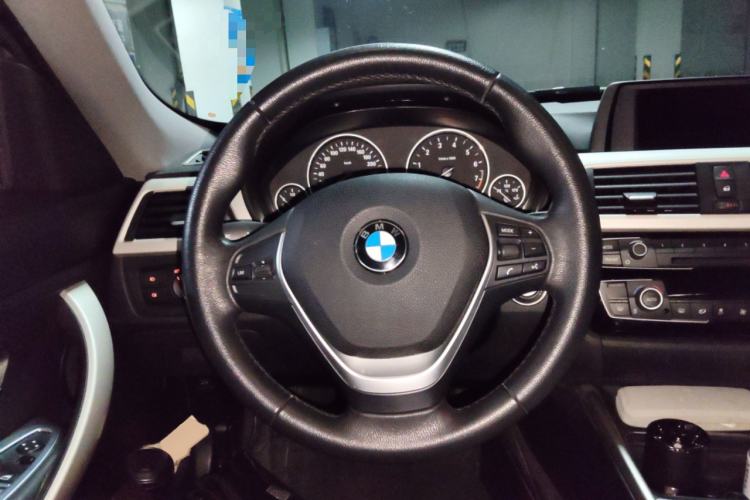 Used BMW 3 Series GT 2017 320i Sport Edition
