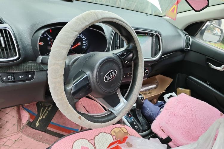 Used Kia KX3 2015 1.6L Automatic Two-Wheel Drive DLX Steering Wheel