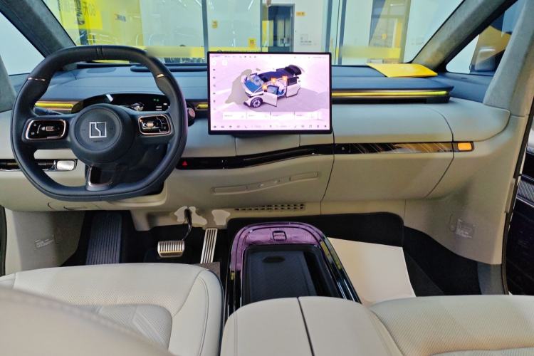 Used Zeekr MIX 2025 Long-Range Intelligent Driving Edition
