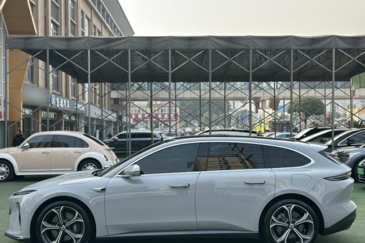 Used Nio ET5T 2023 75 kWh Touring