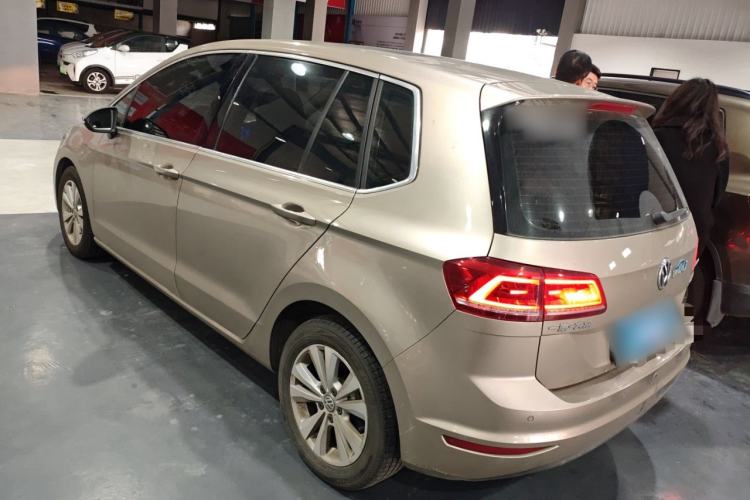 Used Volkswagen Golf Sportsvan 2016 180TSI Automatic Trend Model Rear Left 45 Deg