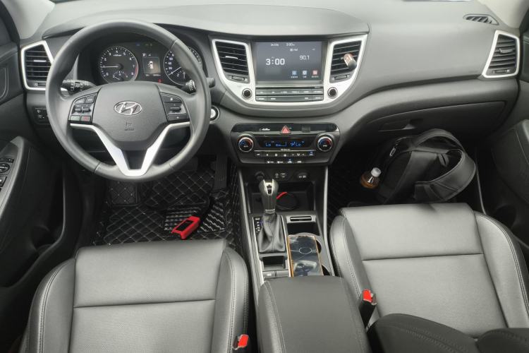 Used Hyundai Tucson 2015 1.6T Dual-Clutch Two-Wheel-Drive Smart Model