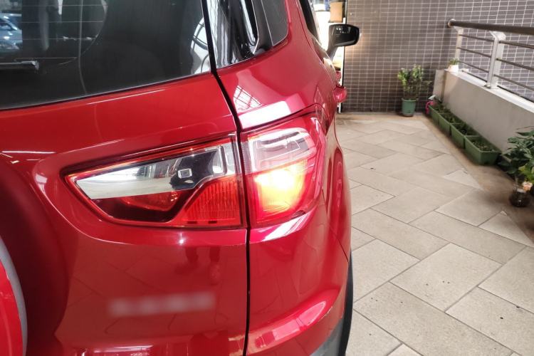 Used Ford EcoSport 2013 1.5L Automatic Fashion Model