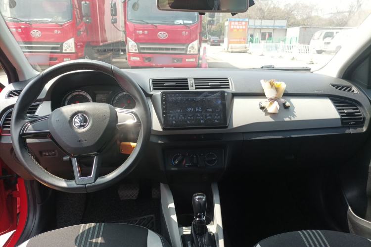 Used Skoda Fabia 2017 1.6L Automatic Chuanxing Edition
