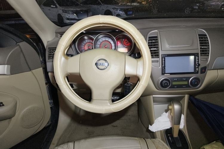Used Nissan Sylphy 2012 Classic 1.6XE Automatic Comfort Edition Steering Wheel