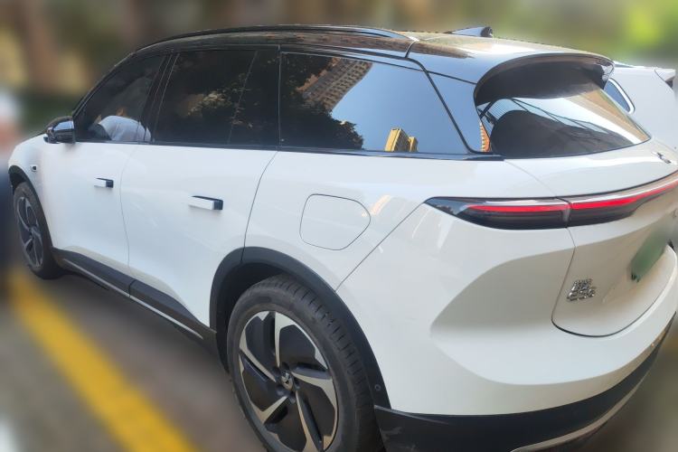 Used Nio ES6 2024 75 kWh
