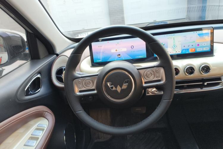 Used Wuling Bingo 2023 333 km Lingxi Connected Version
