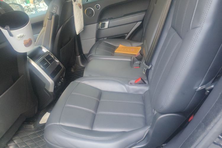 Used Land Rover Range Rover Sport 2021 3.0 L6 SE
