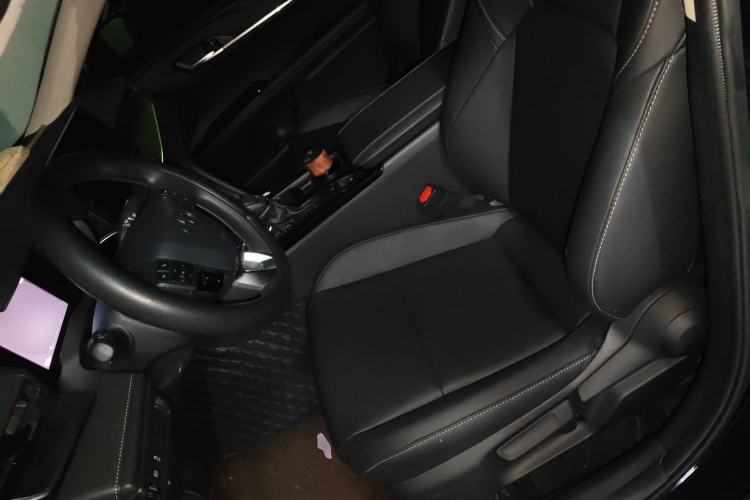 Used Toyota Camry 2024 Dual-Motor 2.0 HE Elite Edition
