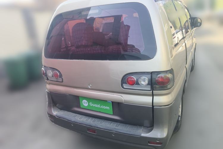 Used FORTHING Lingzhi 2015 M3 1.6L 7-Seater Standard Model Rear