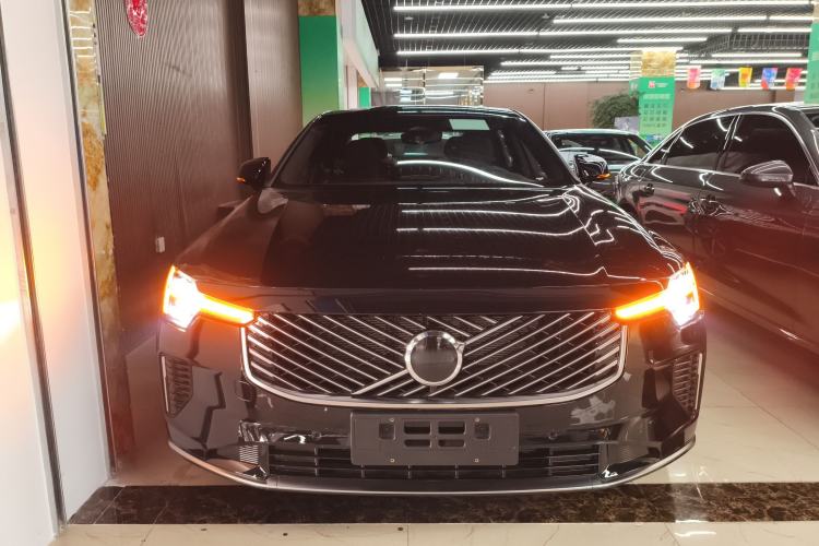 Used Volvo S90 2026 B5 Zhiyi Luxury Edition