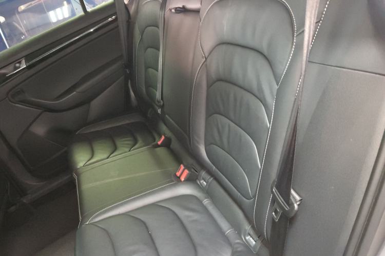 Used Skoda Kodiaq 2019 Facelifted TSI330 5-Seater Two-Wheel-Drive Luxury Enjoyment Edition China VI Standard
