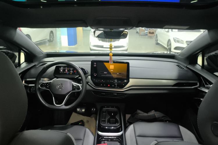 Used Volkswagen ID.4 CROZZ 2021 Long-Range Lite PRO Two-Wheel Drive Version Center Console