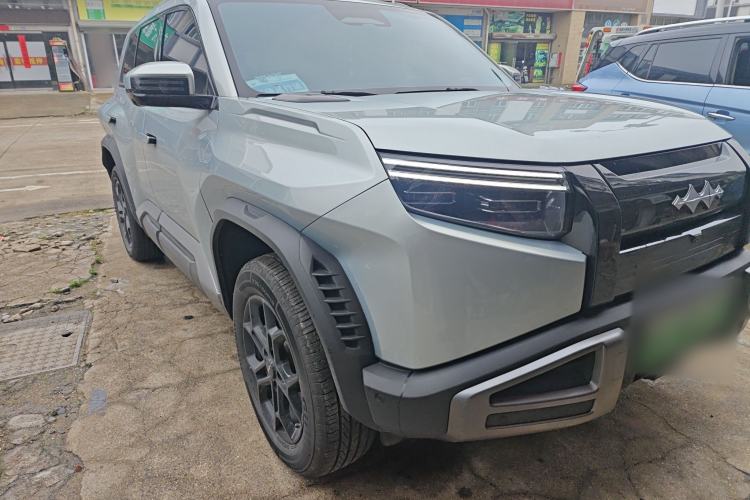 Used Formula Leopard Titanium 3 2025 501 km Range Rear-Wheel Drive Intelligent Driving Max Edition Front Right 45 Deg