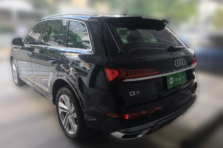 Used Audi Q7 2023 45 TFSI quattro S line Sport model