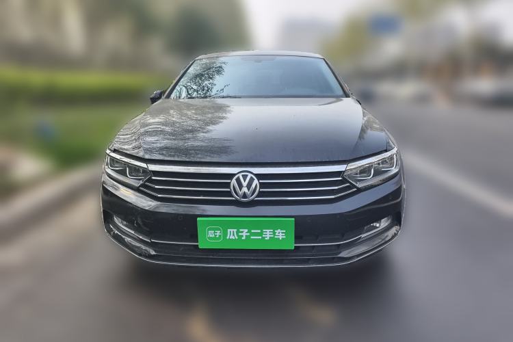 Used Volkswagen Magotan 2018 330TSI DSG Luxury Model Front