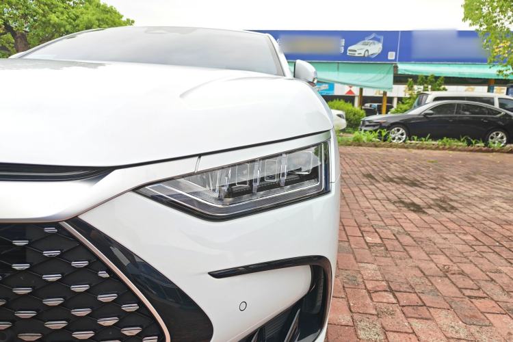 Used BYD Han 2022 DM-i 121KM Prestige Model