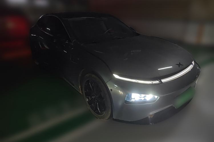 Used XPeng P7 2020 562N Performance Edition Front Right 45 Deg