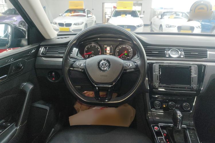 Used Volkswagen Passat 2016 330TSI DSG Prestige Edition
