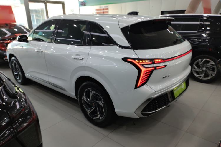 Used Hongqi HS3 2023 1.5T Two-Wheel Drive Shanwei Edition
