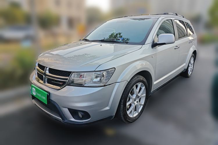 Used Dodge Journey 2013 2.4L Two-Wheel Drive Luxury Version