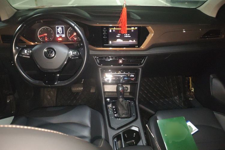 Used Volkswagen Tharu 2021 280TSI Two-Wheel Drive Comfort Edition Center Console