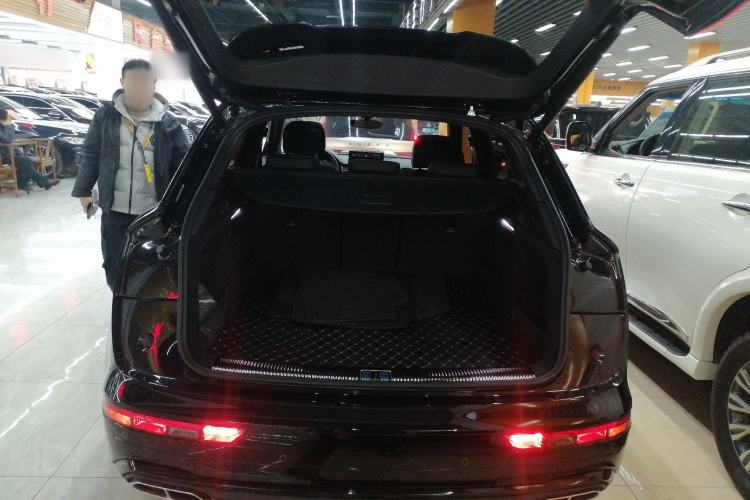 Used Audi Q5L 2023 40T Luxury Dynamic Model