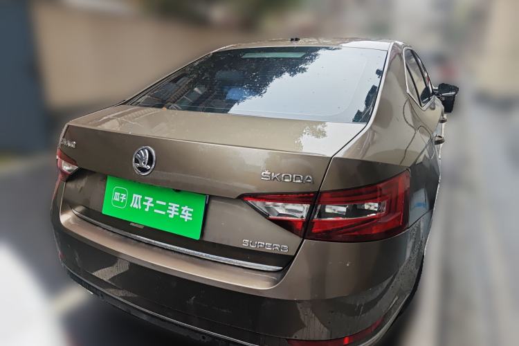 Used Skoda Superb 2016 TSI330 DSG Smart Drive Edition
