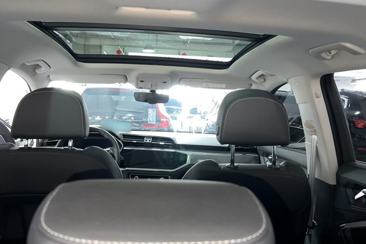 Used Audi Q3 2021 35 TFSI Progressive Dynamic Edition
