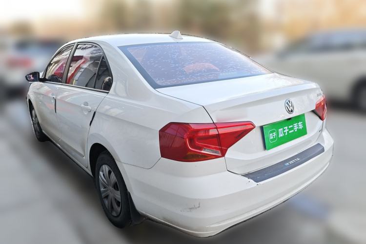 Used Volkswagen Jetta 2017 1.5L Manual Fashion Edition