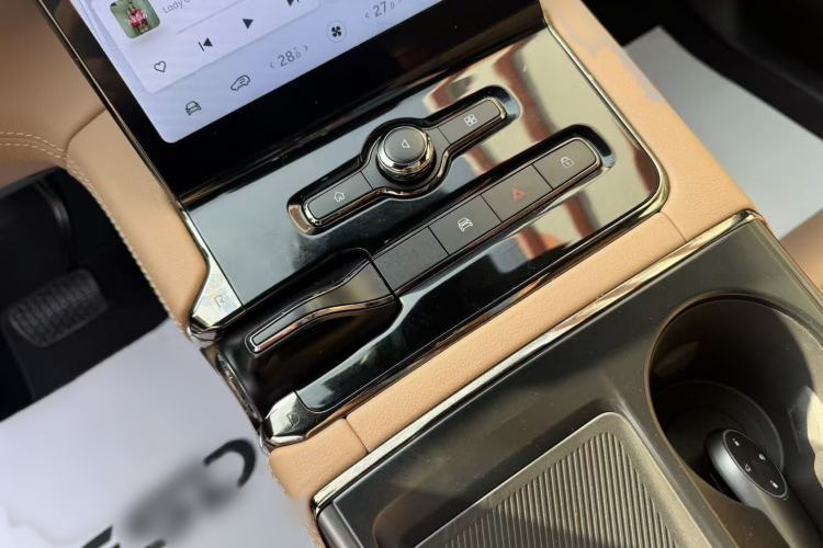 Used Nio ES8 2020 580 km Range 7-Seater Version