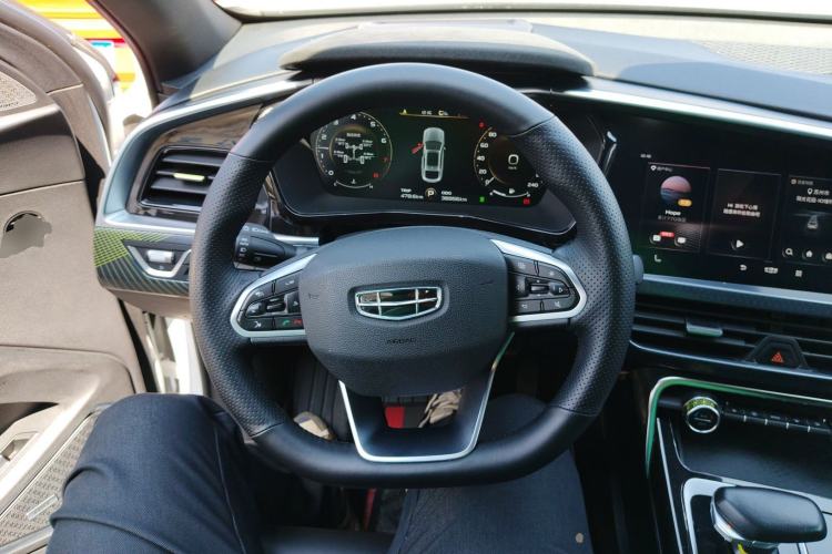 Used Geely Auto Monjaro S 2021 2.0TD DCT Two-Wheel Drive Lightning Edition Steering Wheel