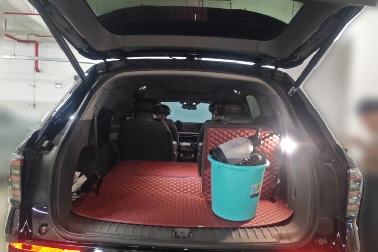 Used Ford Edge 2023 Ford Explorer L 2.0T EcoBoost E-Hybrid Two-Wheel Drive 7-Seater Luxury Model