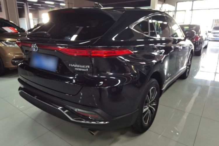 Used Toyota Harrier 2022 Dual-Engine 2.5L CVT Two-Wheel Drive Luxury Edition
